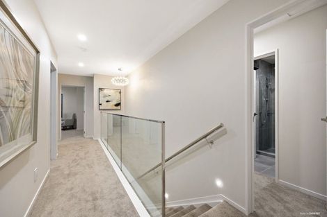 Photo of property in 152b Botany Road, Botany Downs, Auckland, 2010