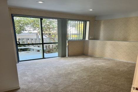 Photo of property in 2a Castor Bay Road, Castor Bay, Auckland, 0620