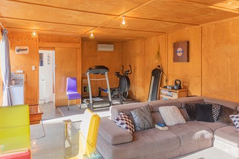 Photo of property in 6 Mowhanau Drive, Kai Iwi, Whanganui, 4574