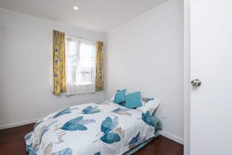 Photo of property in 220 Naenae Road, Naenae, Lower Hutt, 5011