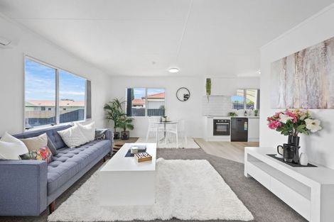 Photo of property in 1/17 Dunstan Place, Otara, Auckland, 2023