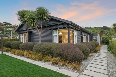 Photo of property in 20 Augusta Street, Redcliffs, Christchurch, 8081