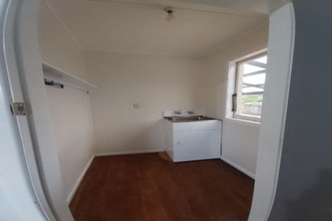 Photo of property in 124b Omata Road, Marfell, New Plymouth, 4310