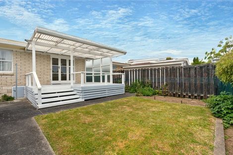 Photo of property in 30 Macmurdo Avenue, Glenview, Hamilton, 3206