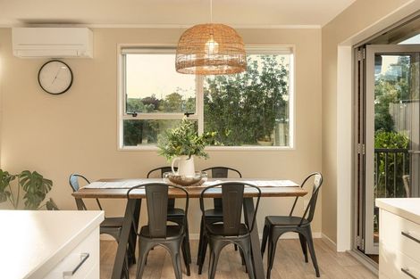 Photo of property in 1 Rutherford Street, Otumoetai, Tauranga, 3110