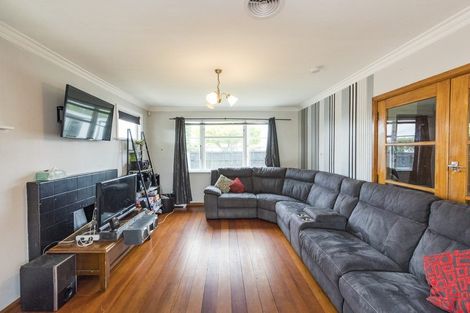 Photo of property in 17 Liverpool Street, Takaro, Palmerston North, 4412
