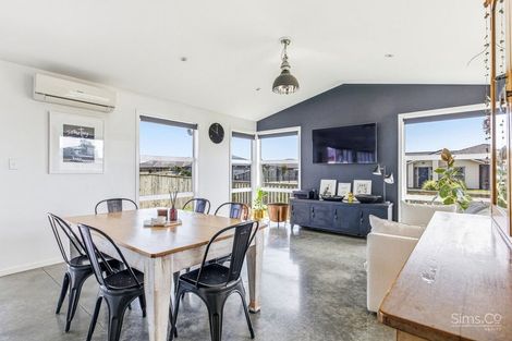 Photo of property in 9 Simon Street, Tawhero, Whanganui, 4501