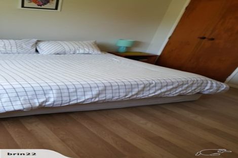 Photo of property in 2/38 Kirrie Avenue, Te Atatu South, Auckland, 0610