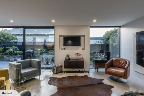 Photo of property in 12 Edgeware Road, St Albans, Christchurch, 8014