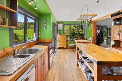 Photo of property in 679 Stanley Road, Te Popo, Stratford, 4394