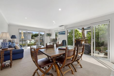 Photo of property in 3 Merwood Lane, Devonport, Auckland, 0624