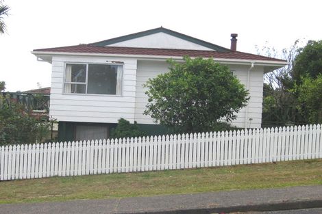 Photo of property in 1/11 Morriggia Place, Bayview, Auckland, 0629