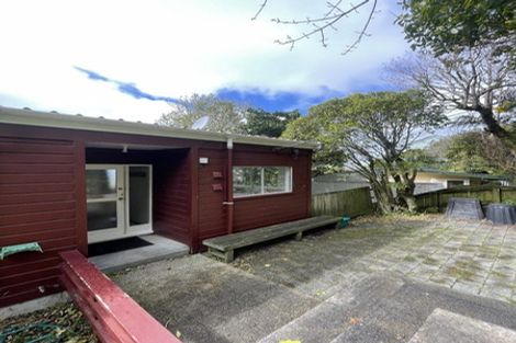 Photo of property in 13-13a Espin Crescent, Karori, Wellington, 6012