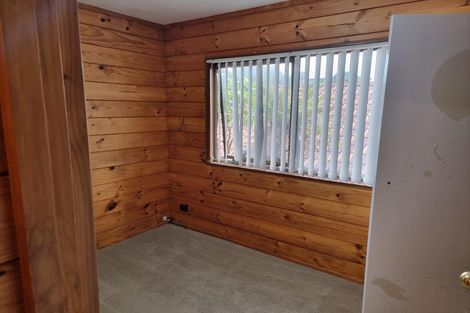 Photo of property in 56 Glennandrew Drive, Half Moon Bay, Auckland, 2012