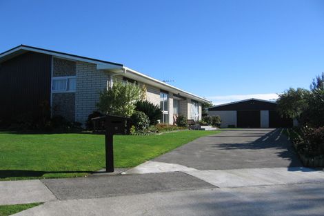 Photo of property in 2 Cohen Place, Milson, Palmerston North, 4414