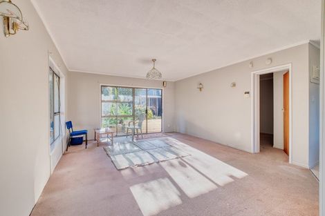 Photo of property in 35 Goodwood Drive, Goodwood Heights, Auckland, 2105