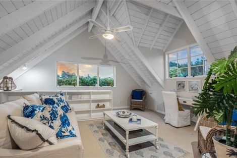 Photo of property in 7 Dene Court Lane, Greenhithe, Auckland, 0632