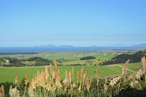 Photo of property in 77 Rangiuru Drive, Parua Bay, Onerahi, 0192