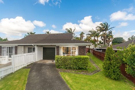 Photo of property in 2/2 Palm Court Drive, Glen Eden, Auckland, 0602