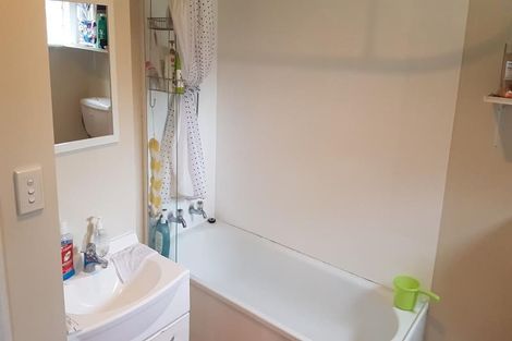 Photo of property in 28 Gear Terrace, Ranui, Porirua, 5024