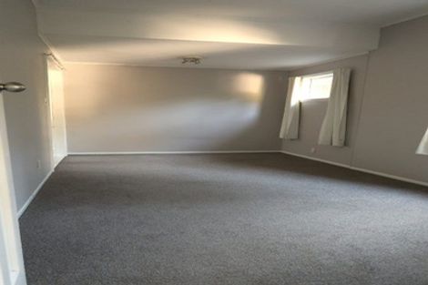 Photo of property in 58 Hungerford Road, Houghton Bay, Wellington, 6023