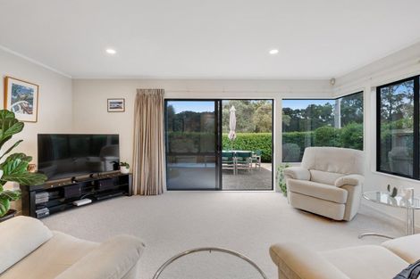 Photo of property in 20 Otanerua Road, Hatfields Beach, Orewa, 0931