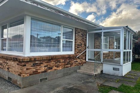 Photo of property in 1/32 Dale Crescent, Pakuranga, Auckland, 2010