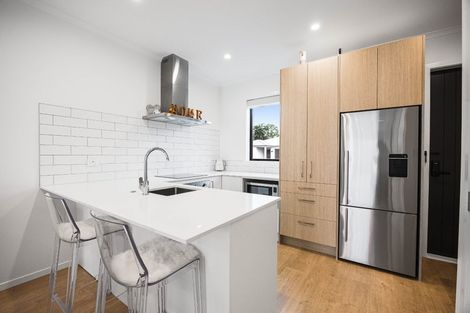 Photo of property in 7 Oyster Drive, Whenuapai, Auckland, 0618