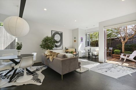 Photo of property in 3b Telford Terrace, Oriental Bay, Wellington, 6011