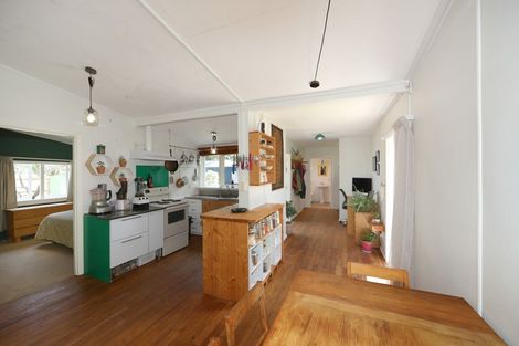 Photo of property in 11-13 Kuku Street, Te Awanga, 4102