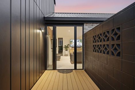 Photo of property in 8 Motiti Road, Papamoa Beach, Papamoa, 3118