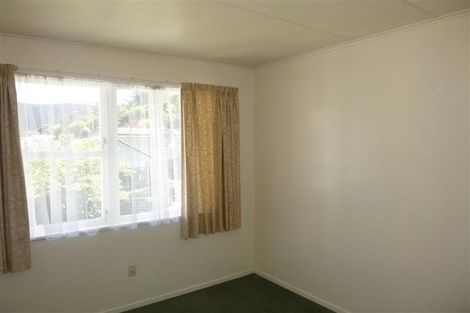 Photo of property in 32 Mimihau Grove, Wainuiomata, Lower Hutt, 5014