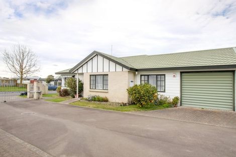 Photo of property in 1/2 Spriggs Crescent, Greenmeadows, Napier, 4112