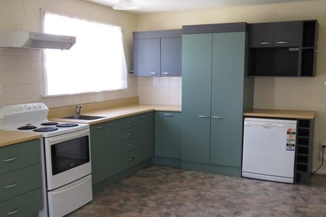 Photo of property in 64 Staveley Street, Avonhead, Christchurch, 8042