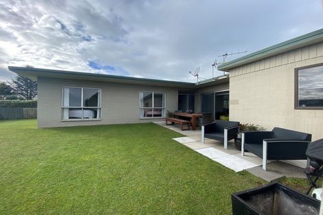 Photo of property in 1 Sarten Street, Waitara, 4320