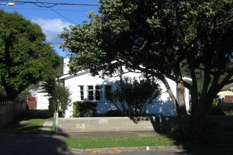 Photo of property in 4 Petherick Street, Taita, Lower Hutt, 5011