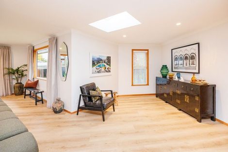 Photo of property in 23 Saint Albans Avenue, Hokowhitu, Palmerston North, 4410