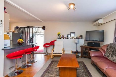 Photo of property in 65 Wordsworth Road, Manurewa, Auckland, 2102