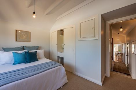 Photo of property in 36 Apu Crescent, Lyall Bay, Wellington, 6022