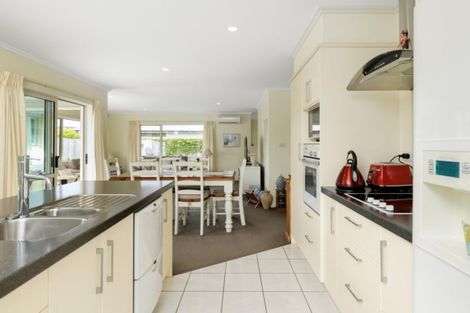 Photo of property in 134 Twin Oak Avenue, Papamoa Beach, Papamoa, 3118