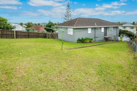 Photo of property in 5 Santiago Crescent, Unsworth Heights, Auckland, 0632