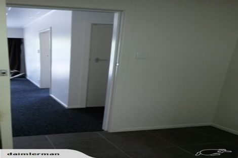 Photo of property in 25 Downe Street, New Plymouth, 4310