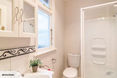 Photo of property in 15 Fitzroy Street, Wadestown, Wellington, 6012