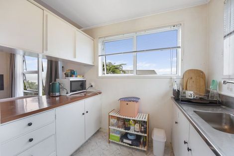 Photo of property in 21a Oakleigh Street, Maungaraki, Lower Hutt, 5010