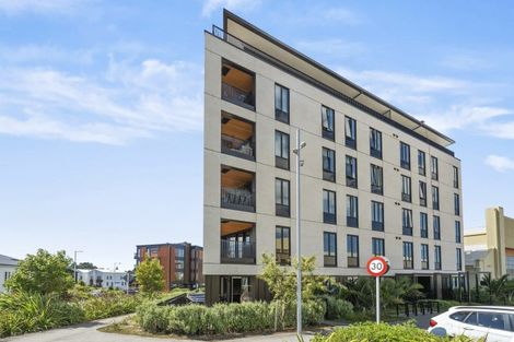 Photo of property in 104/2 Launch Road, Hobsonville, Auckland, 0616