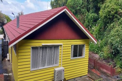 Photo of property in 5a Magnolia Grove, Maungaraki, Lower Hutt, 5010