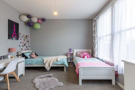 Photo of property in 35 Wesley Street, South Dunedin, Dunedin, 9012