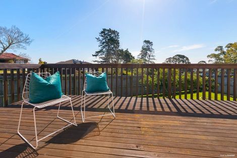 Photo of property in 2/27 Cromdale Avenue, Highland Park, Auckland, 2010