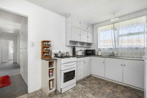 Photo of property in 17 Bishops Lane, Nawton, Hamilton, 3200