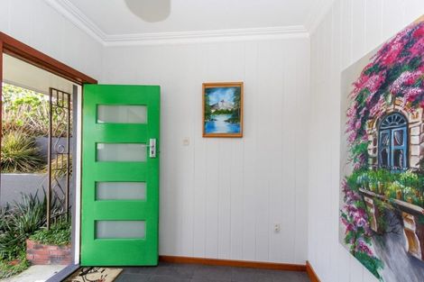 Photo of property in 31 Bayly Road, Moturoa, New Plymouth, 4310